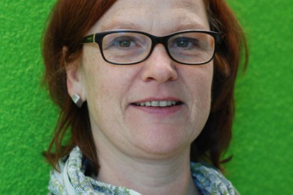 Leser, Nicole