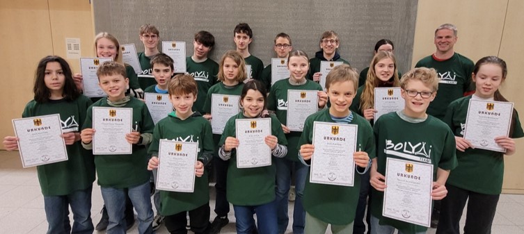 Mehrere Plätze auf dem Sieger Treppchen und strahlende Gesichter 2